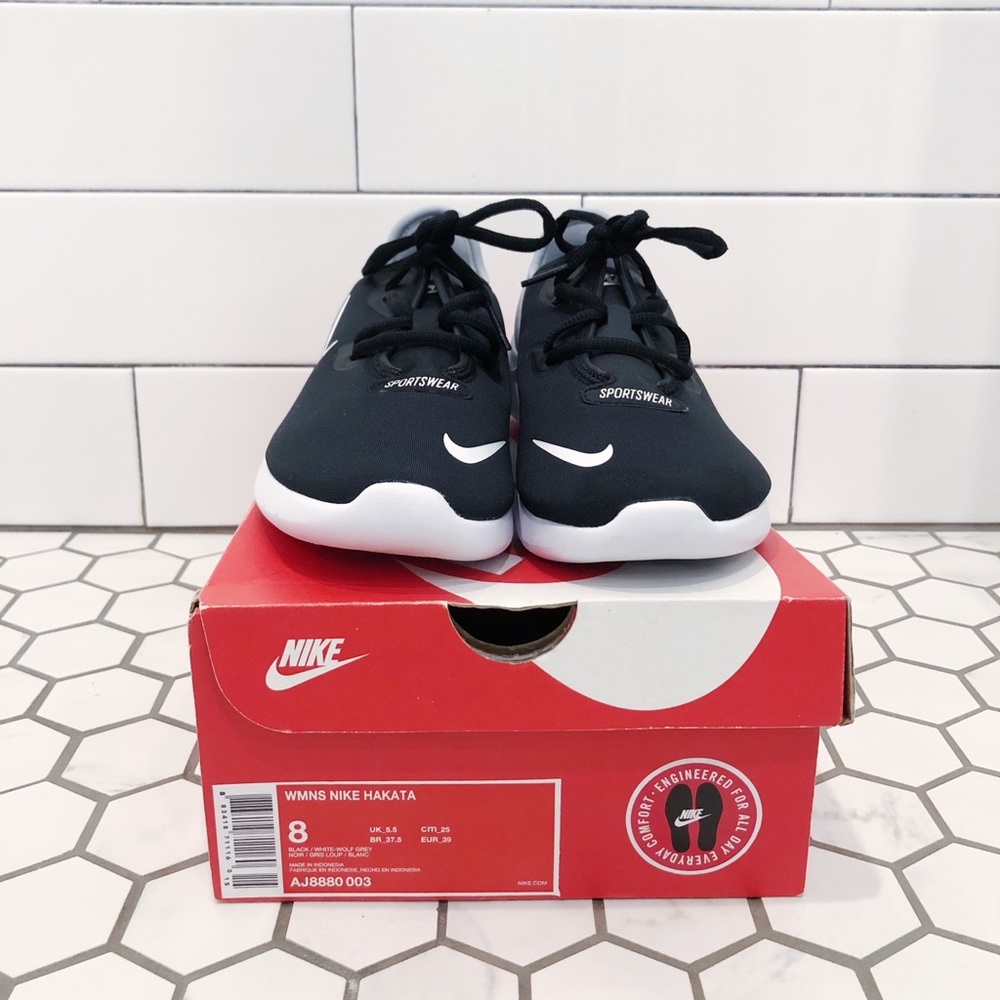 Nike Woman’s Shoes-ONLY worn ONCE!✨ - Picture 4 of 4